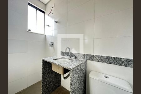 Lavabo  de apartamento à venda com 2 quartos, 125m² em Floresta, Belo Horizonte