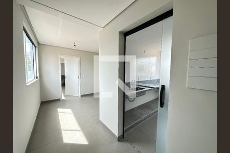 Sala de apartamento à venda com 2 quartos, 125m² em Floresta, Belo Horizonte