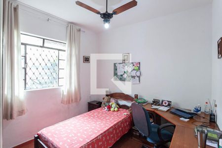 Quarto 2 de casa para alugar com 3 quartos, 350m² em Floramar, Belo Horizonte