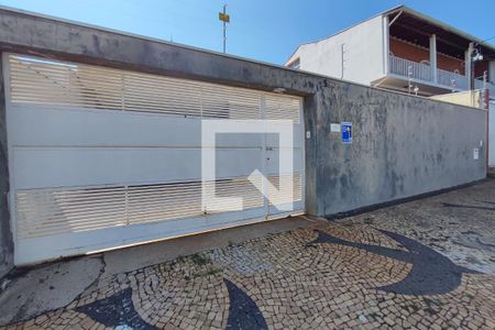 Casa à venda com 270m², 3 quartos e 5 vagasFachada
