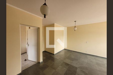 Sala de apartamento à venda com 2 quartos, 95m² em Vila Jequitibas, Campinas