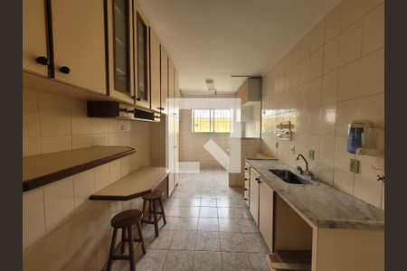 Apartamento à venda com 95m², 2 quartos e 1 vagaCozinha