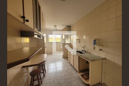 Apartamento à venda com 95m², 2 quartos e 1 vagaCozinha
