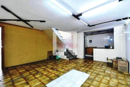 Casa à venda com 4 quartos, 500m² em Água Rasa, São Paulo