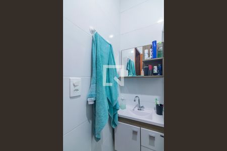 Banheiro da Suite de casa à venda com 3 quartos, 126m² em Jardim Stetel, Santo André