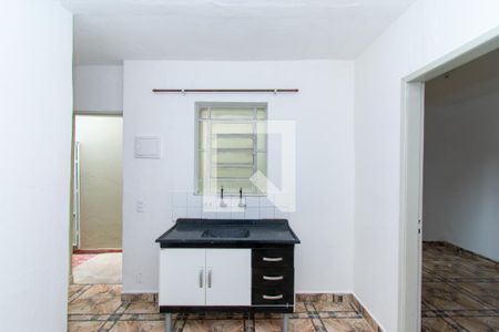 Casa para alugar com 110m², 3 quartos e 1 vagaEdícula - Cozinha