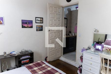 Casa à venda com 196m², 5 quartos e 3 vagas Casa à venda com 196m², 5 quartos e 3 vagasQuarto 5