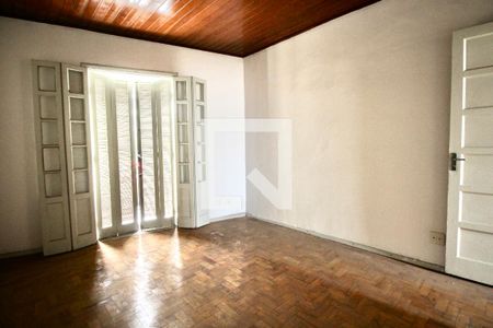 Quarto 1 de casa para alugar com 2 quartos, 90m² em Cambuci, São Paulo