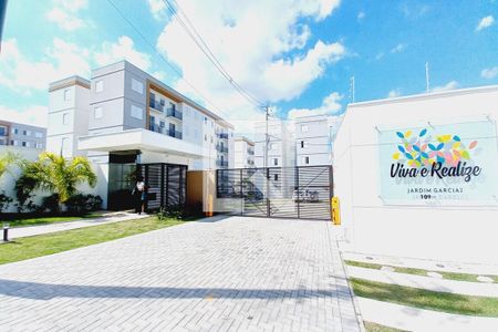 Apartamento para alugar com 43m², 2 quartos e 1 vaga Apartamento para alugar com 43m², 2 quartos e 1 vagaFachada e portaria