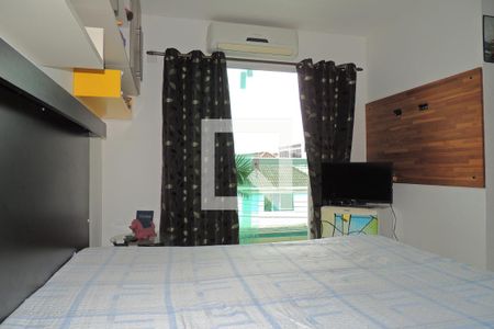 Casa de condomínio à venda com 100m², 3 quartos e 1 vagaQuarto 1 - Suíte