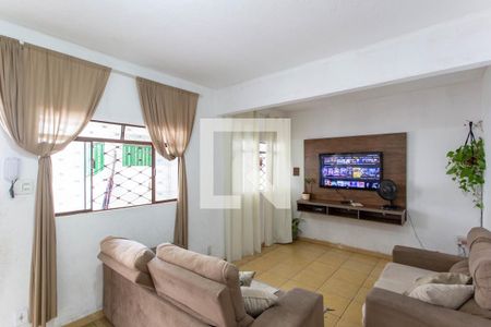 Sala de casa para alugar com 2 quartos, 160m² em Jardim Vitoria, Belo Horizonte