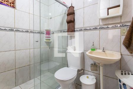 Banheiro da Suíte de casa para alugar com 2 quartos, 160m² em Jardim Vitoria, Belo Horizonte