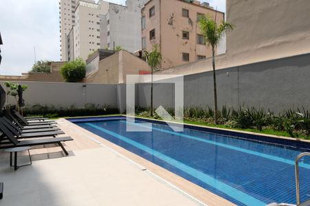 Piscina de kitnet/studio para alugar com 1 quarto, 25m² em Pinheiros, São Paulo