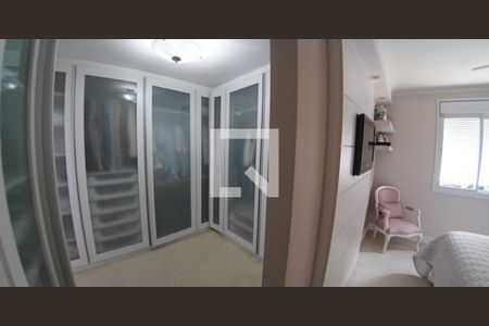 Casa à venda com 290m², 3 quartos e 4 vagas Casa à venda com 290m², 3 quartos e 4 vagasCloset da Suíte 1