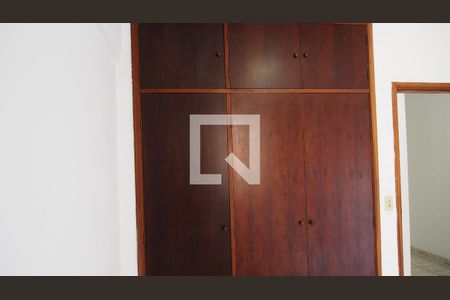 Apartamento à venda com 172m², 3 quartos e 2 vagasQuarto 2