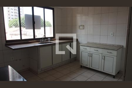 Cozinha de apartamento à venda com 3 quartos, 172m² em Jardim Pitangueiras I, Jundiaí