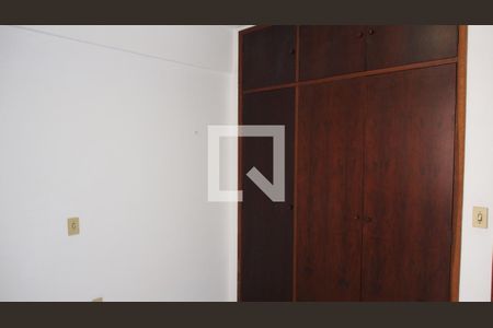 Apartamento à venda com 172m², 3 quartos e 2 vagasQuarto 2