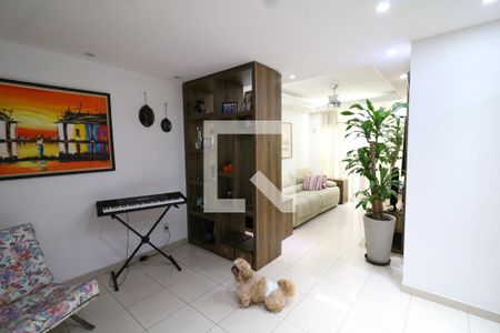 Sala de apartamento à venda com 4 quartos, 268m² em Jardim Guanabara, Rio de Janeiro