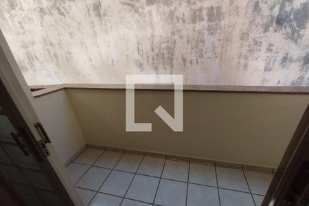 Sacada de apartamento para alugar com 2 quartos, 62m² em Vila Tiberio, Ribeirão Preto