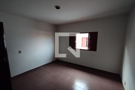 Dormitório 01 de apartamento para alugar com 2 quartos, 54m² em Vila Tiberio, Ribeirão Preto