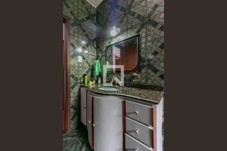 Casa à venda com 360m², 4 quartos e 4 vagasBanheiro Social