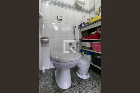 Casa à venda com 360m², 4 quartos e 4 vagasBanheiro da Suíte 2