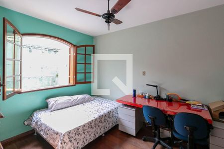 Casa à venda com 360m², 4 quartos e 4 vagasQuarto 3