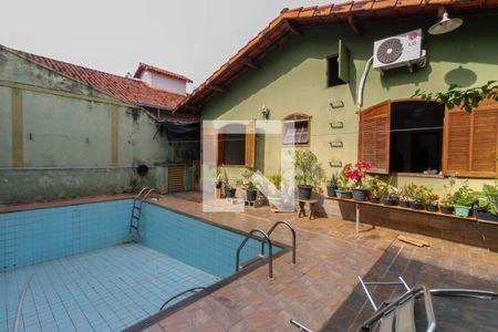 Casa à venda com 360m², 4 quartos e 4 vagasPiscina