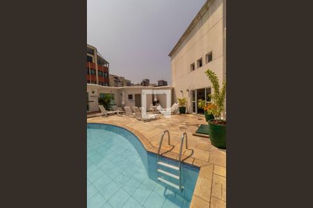 Apartamento para alugar com 32m², 1 quarto e 1 vagaPiscina