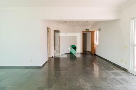 Apartamento para alugar com 32m², 1 quarto e 1 vagaÁrea comum