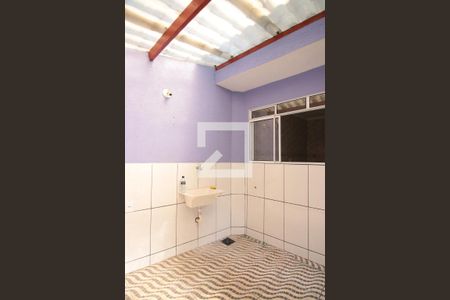 Casa para alugar com 100m², 3 quartos e sem vagaÁrea de Serviço