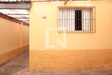 Casa para alugar com 100m², 3 quartos e sem vagaFachada