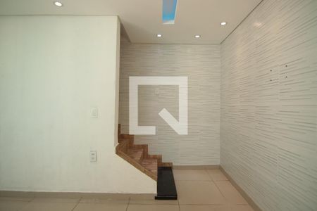 Sala de casa para alugar com 3 quartos, 100m² em Engenheiro Goulart, São Paulo