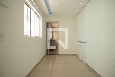 Sala de casa para alugar com 3 quartos, 100m² em Engenheiro Goulart, São Paulo