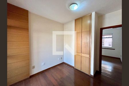 Quarto 2 de apartamento à venda com 4 quartos, 133m² em Lourdes, Belo Horizonte