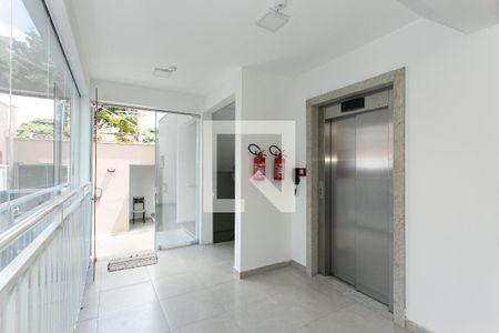 Apartamento à venda com 53m², 2 quartos e sem vagaÁrea Comum - Elevador