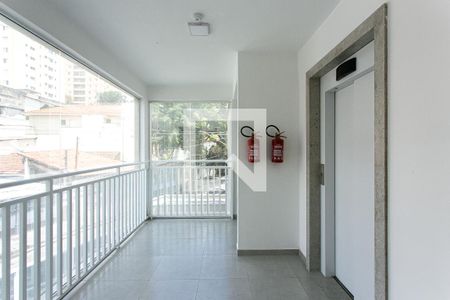 Apartamento à venda com 39m², 1 quarto e sem vagaÁrea Comum - Elevador