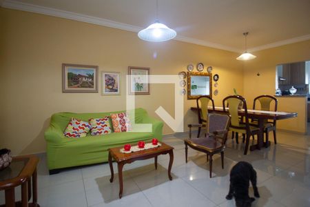 Sala de casa à venda com 3 quartos, 150m² em Vila Santa Clara, São Paulo
