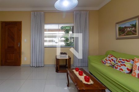 Sala de casa à venda com 3 quartos, 150m² em Vila Santa Clara, São Paulo