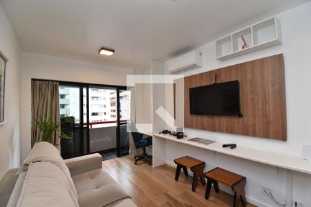 Sala de apartamento para alugar com 1 quarto, 67m² em Centro, Curitiba