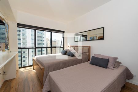 Quarto de apartamento para alugar com 1 quarto, 67m² em Centro, Curitiba