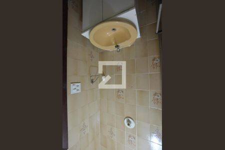 Apartamento para alugar com 80m², 2 quartos e sem vagaBanheiro