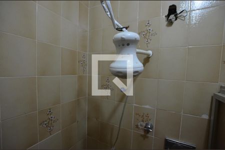 Apartamento para alugar com 80m², 2 quartos e sem vagaBanheiro