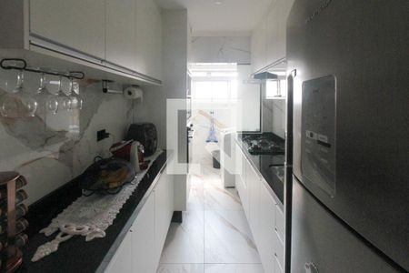 Apartamento à venda com 62m², 2 quartos e 2 vagasCozinha