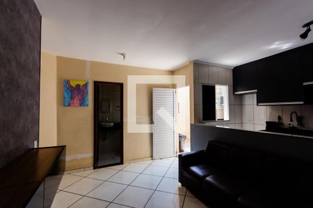 Sala de apartamento à venda com 2 quartos, 66m² em Vila São Pedro, Santo André