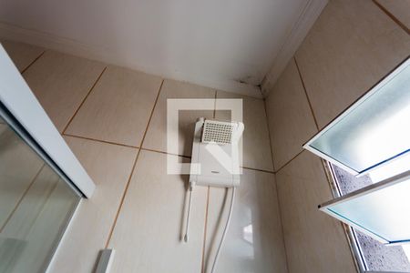 Chuveiro de apartamento à venda com 2 quartos, 66m² em Vila São Pedro, Santo André