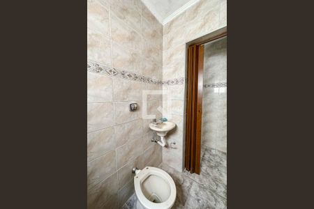 Casa para alugar com 90m², 2 quartos e sem vagaBanheiro