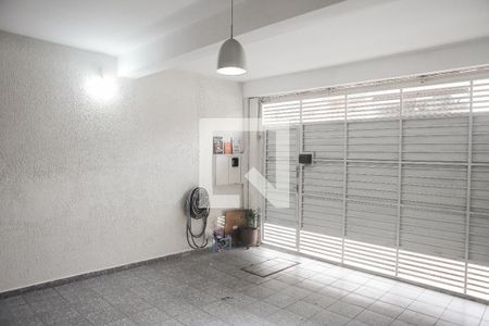 Casa à venda com 175m², 3 quartos e 2 vagasGaragem