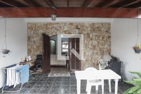 Casa à venda com 175m², 3 quartos e 2 vagasVaranda Quarto 1