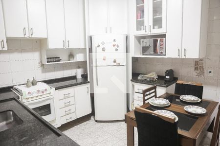 Casa à venda com 175m², 3 quartos e 2 vagasCozinha